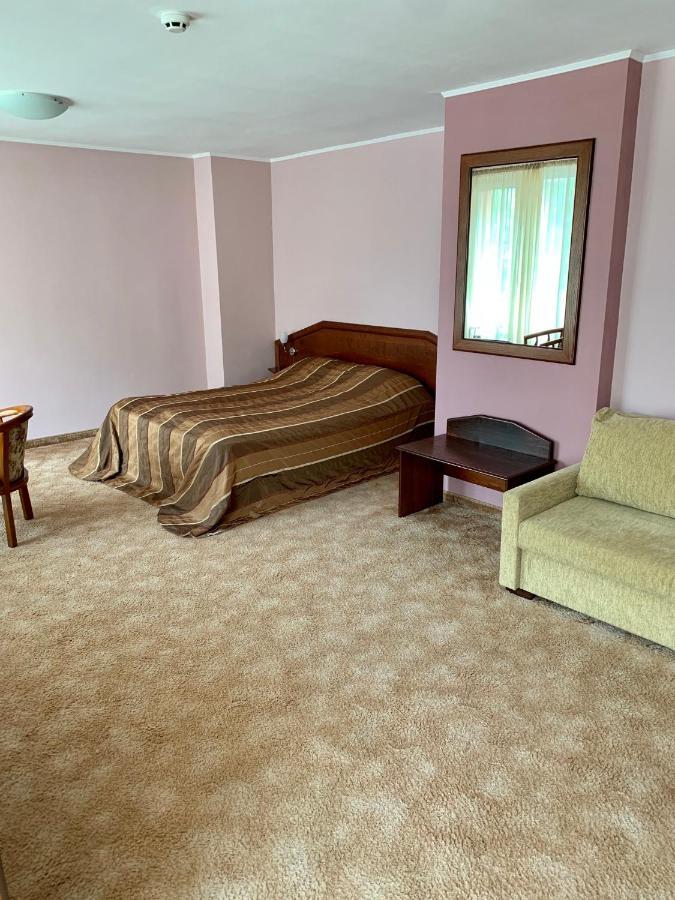 Hotel Elena Велико-Тирново Екстер'єр фото