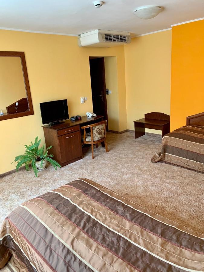 Hotel Elena Велико-Тирново Екстер'єр фото